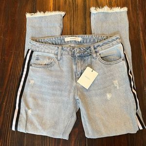 Hidden Bailey Boyfriend Distressed Jeans, Size 26